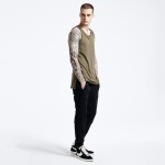 Twenty_Men02